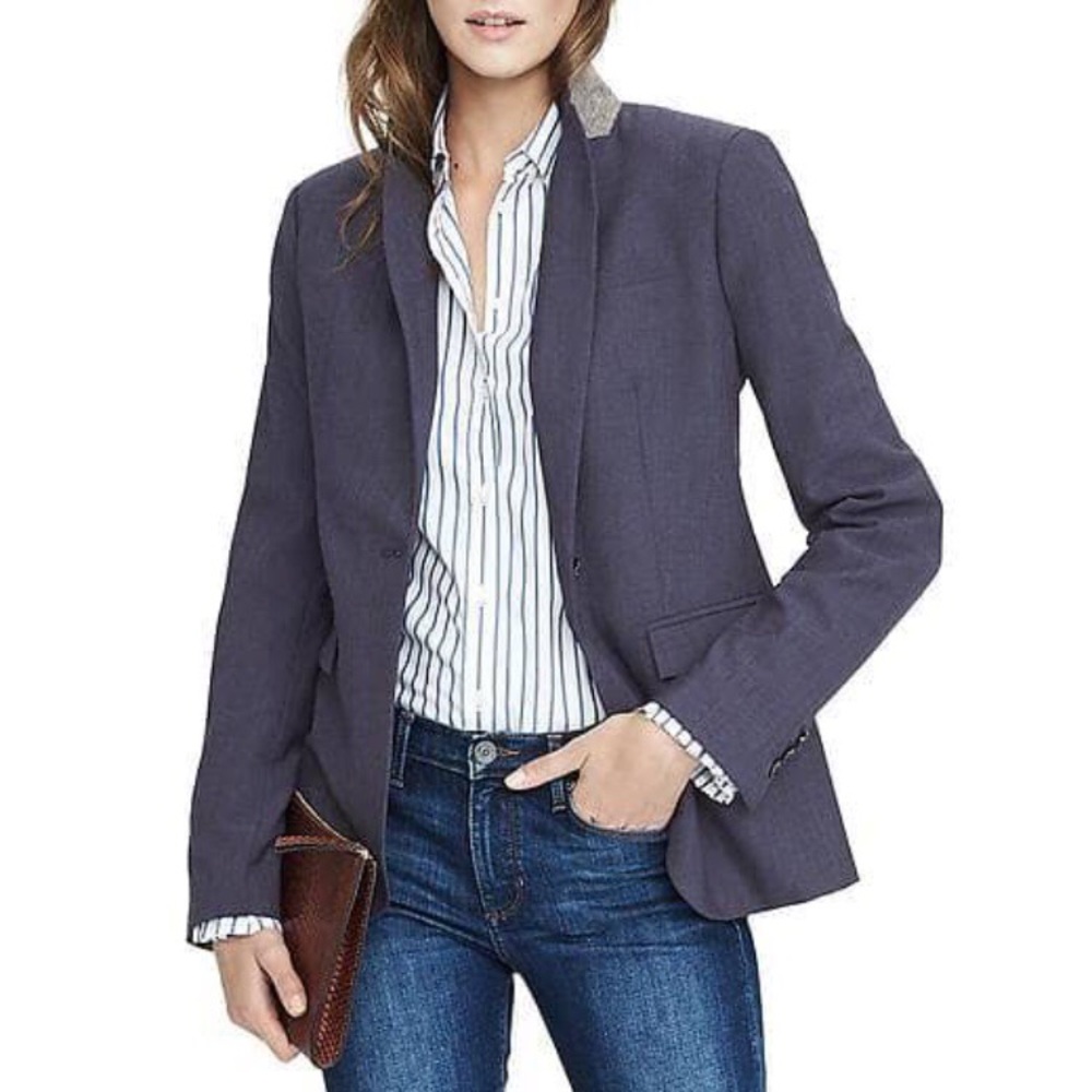 Banana Republic navy lightweight wool blazer